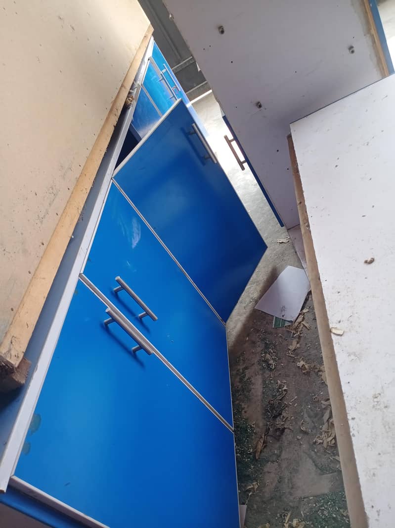 cabinets 0