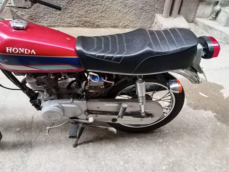 united cg125 13