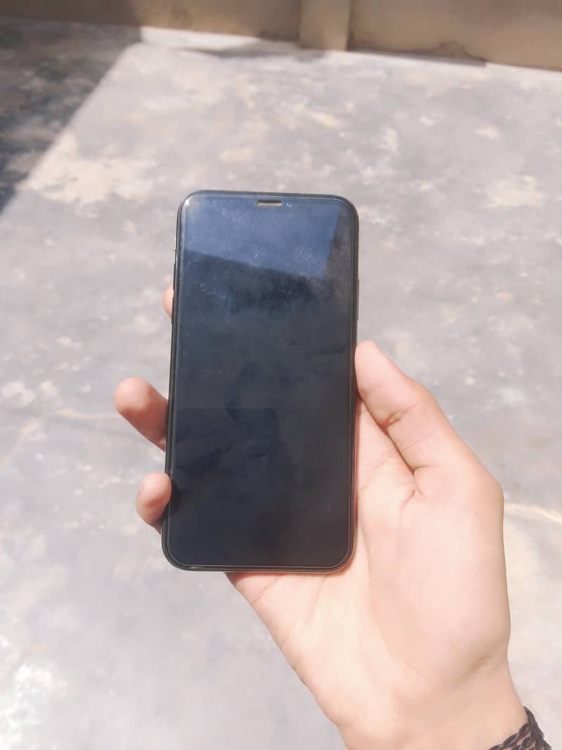 Apple iPhone X 5