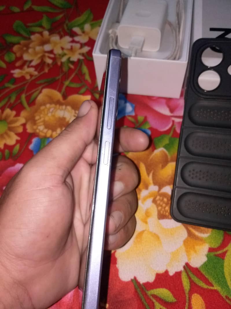 OPPO A3 Pro 2