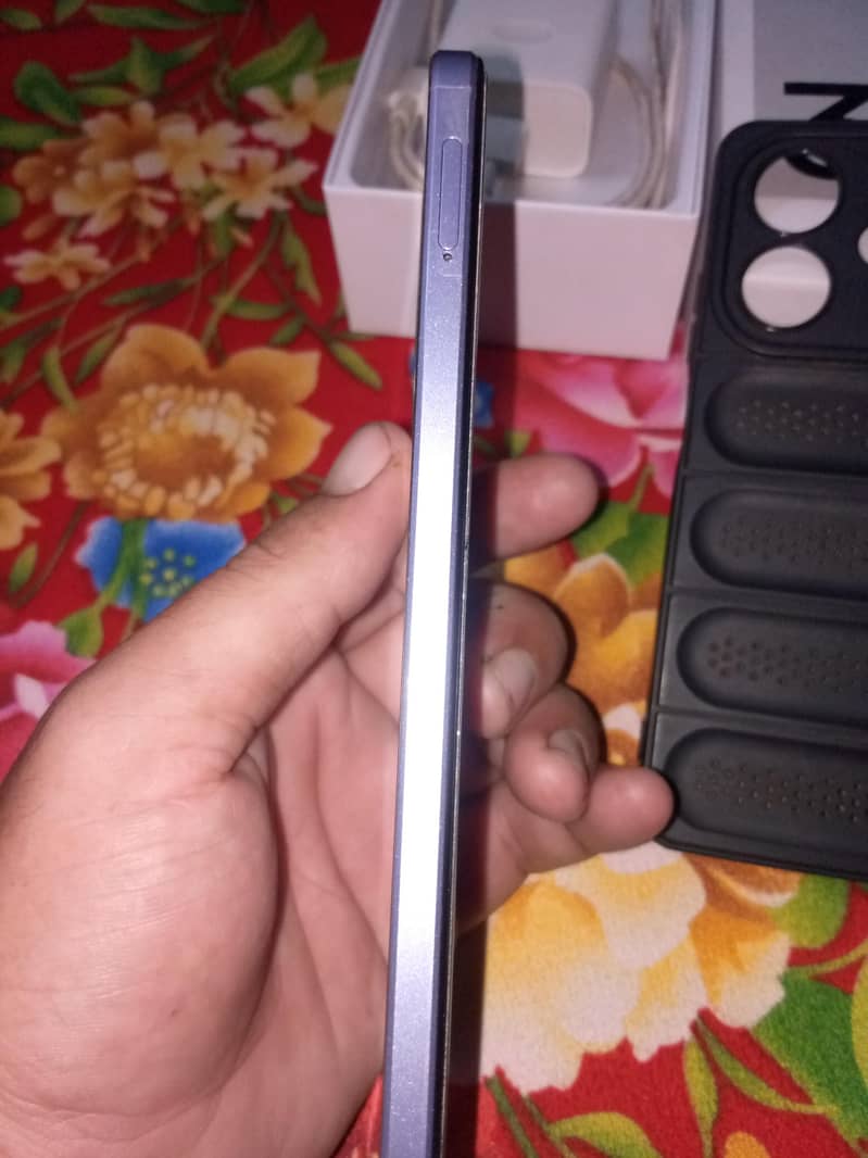 OPPO A3 Pro 3