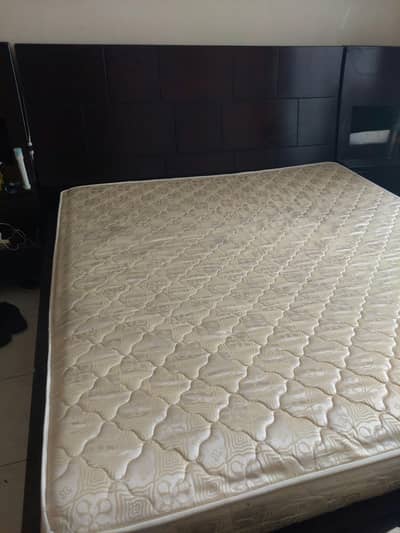king sized Bed set with storage, mattress and 2 side tables