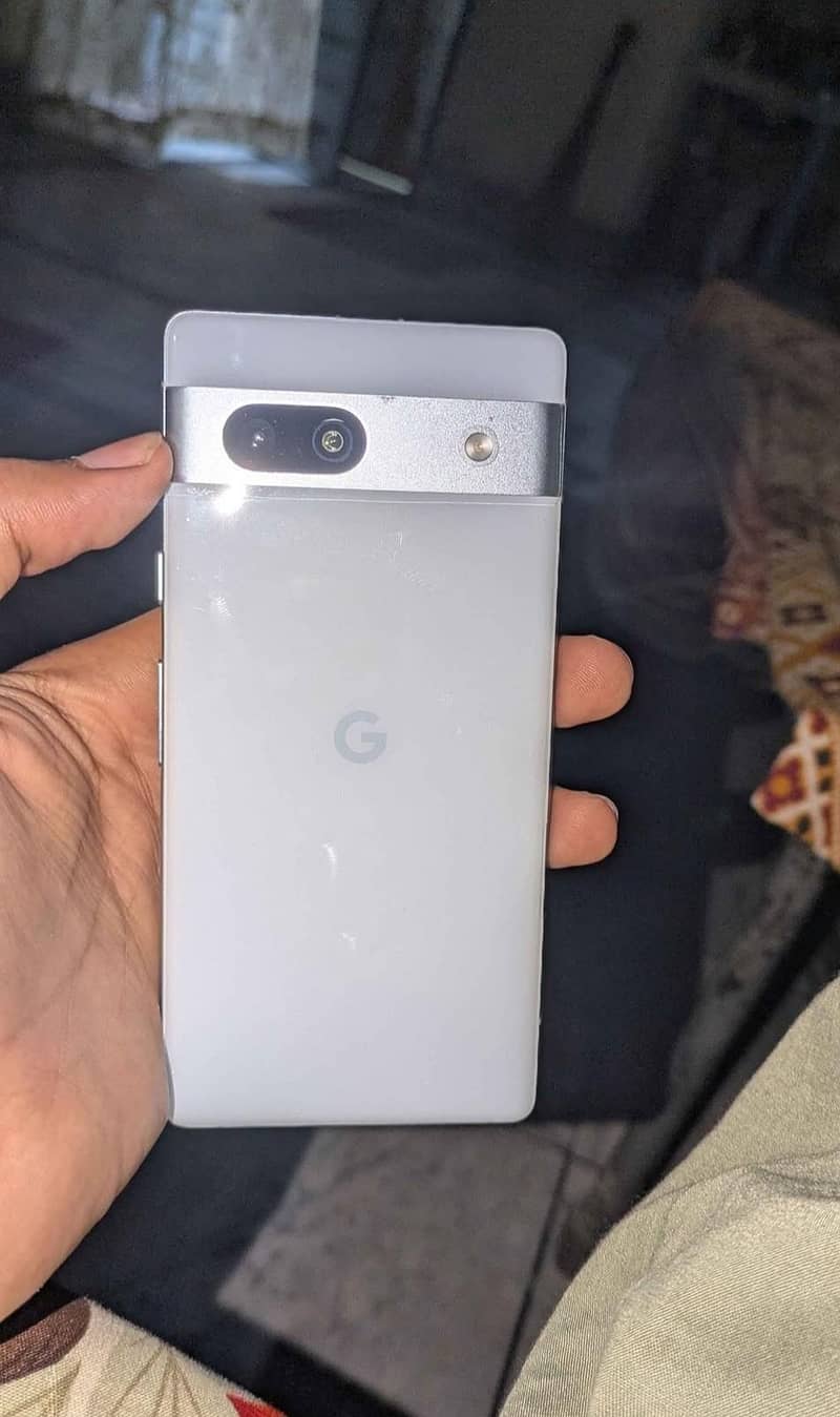 Google Pixel 7a 1