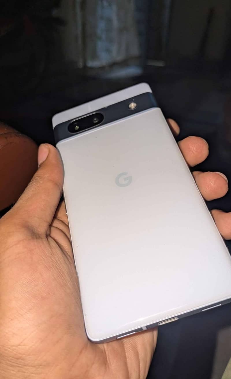 Google Pixel 7a 2