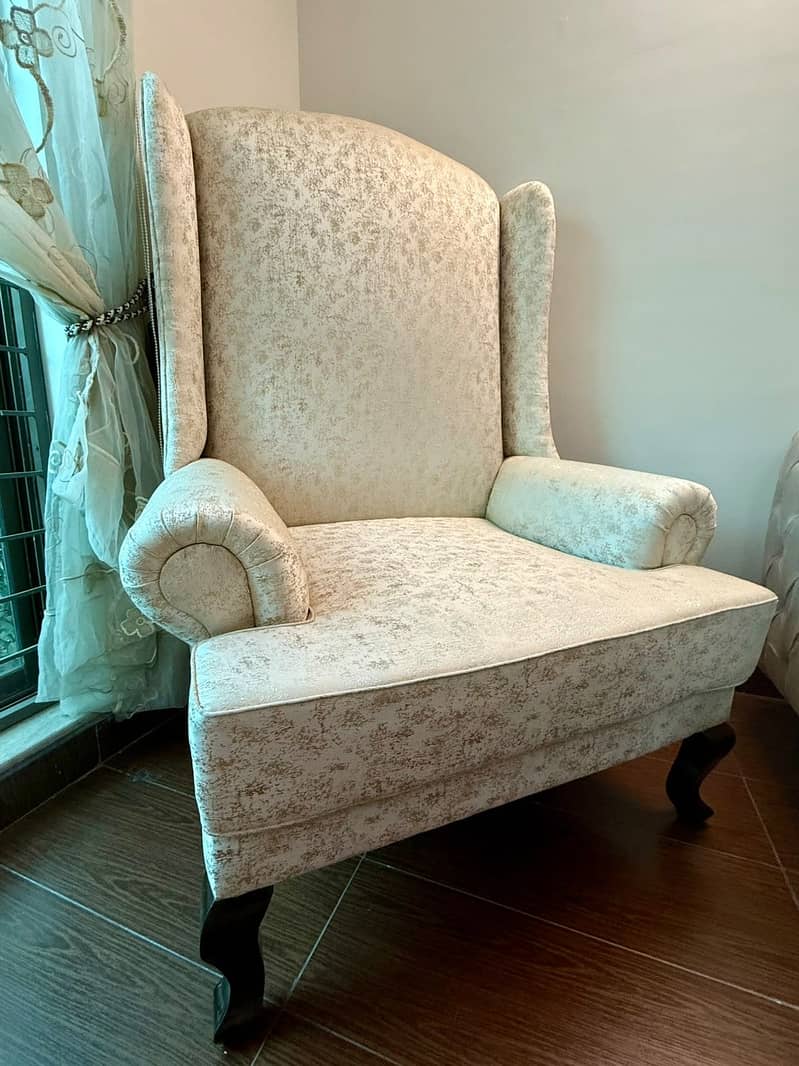 Single Sofa with Ottoman 1