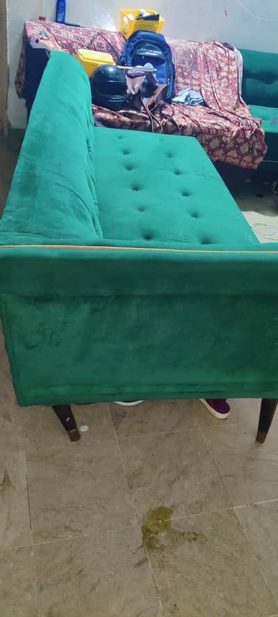 L shaped sofa for sale in good condition
