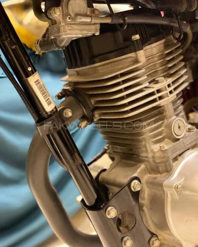 Honda CG 125, condition is 9/10, single used bike.