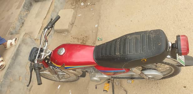 honda 125 2004