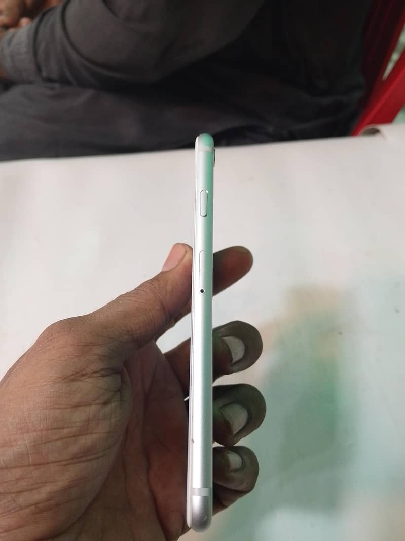 Apple iPhone 6 Plus 2