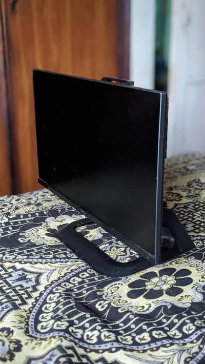 Dell HD BEZEL Less LED