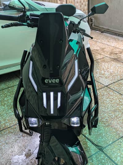 Evee Sqube 2026 Model – Black
