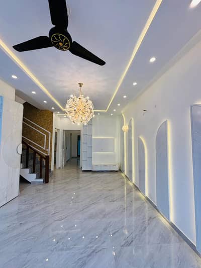 Fahad Farman Associates Offers 1 Kanal Beautiful House For Sale In DHA Phase 6 Block A