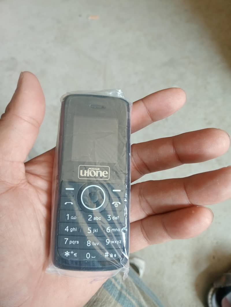 Ufone keypad mobile single Sim 1