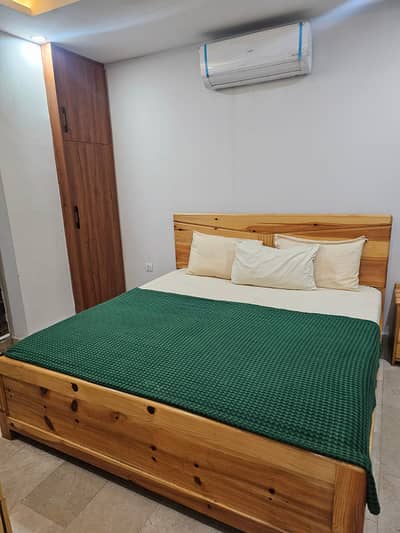 E-11/2 Daily basis and weekly basis 1bed 2bed 3bed luxury furnished flat available for rent 0314 9816760