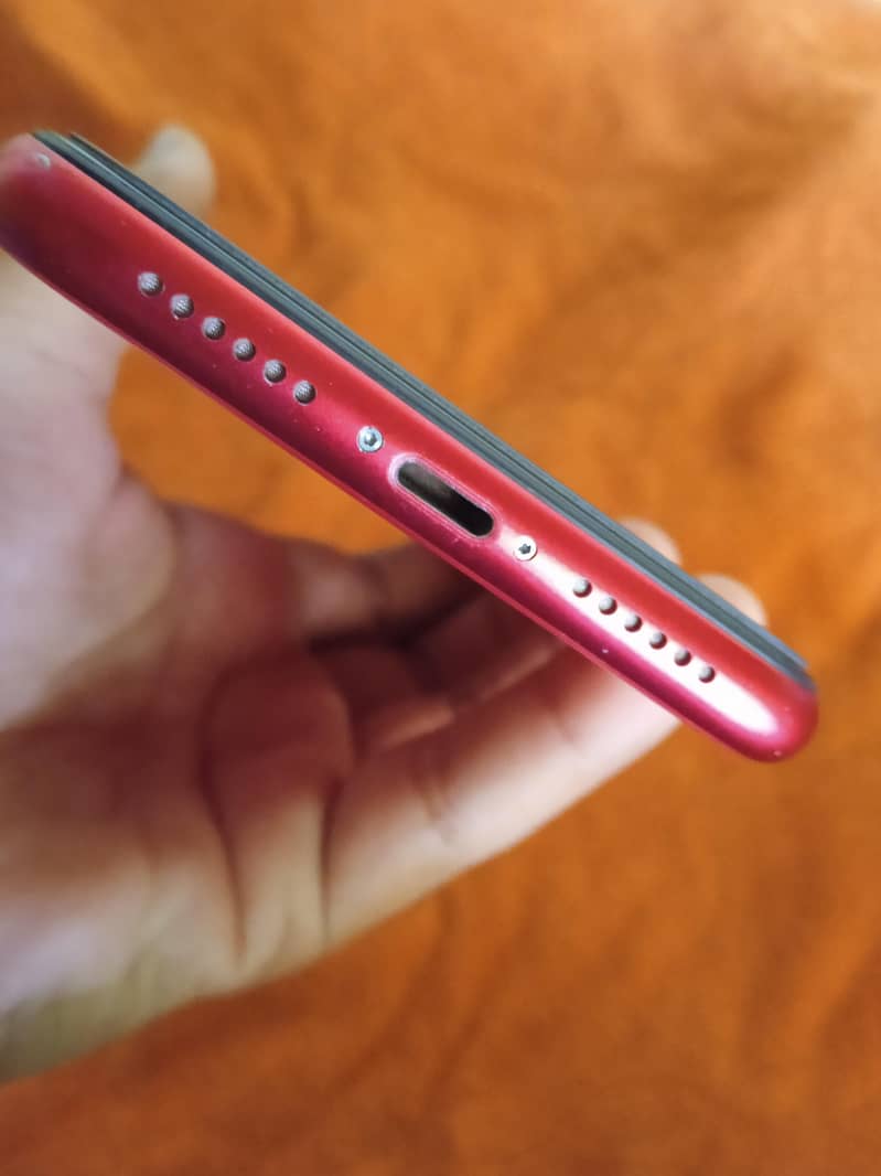 Apple iPhone 11 3