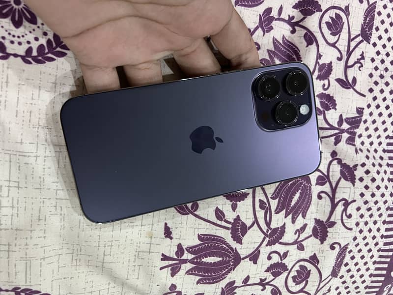 Apple iPhone 14 Pro Max 0