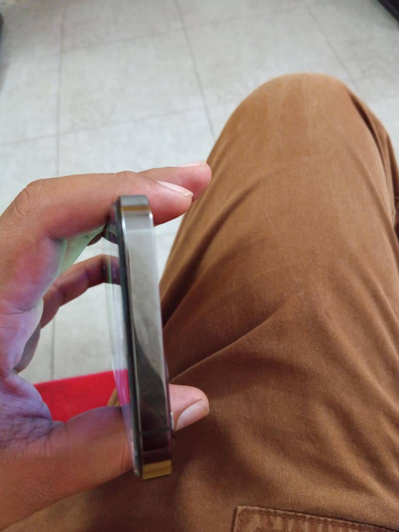 Apple iPhone 12 Pro 5