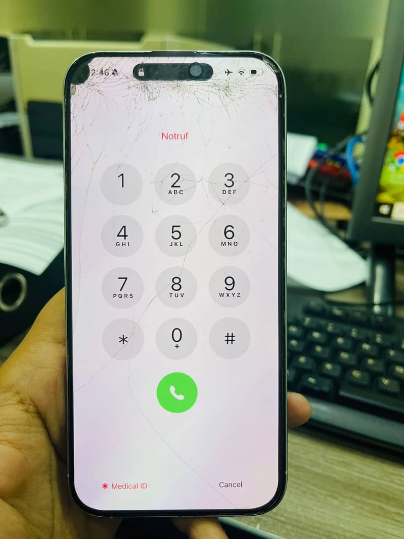 Apple iPhone 16 Pro Max 6