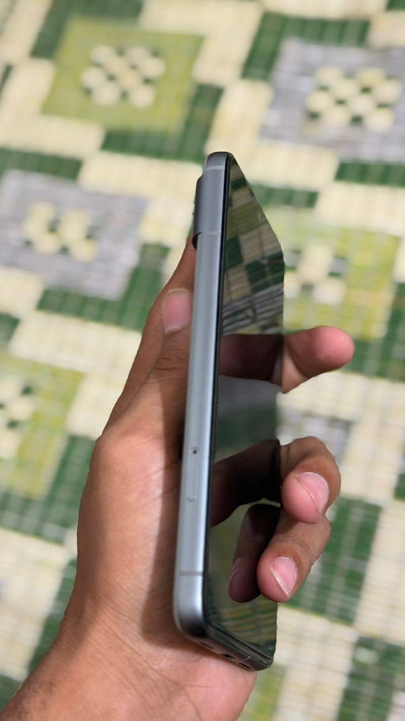 Google Pixel 8 2