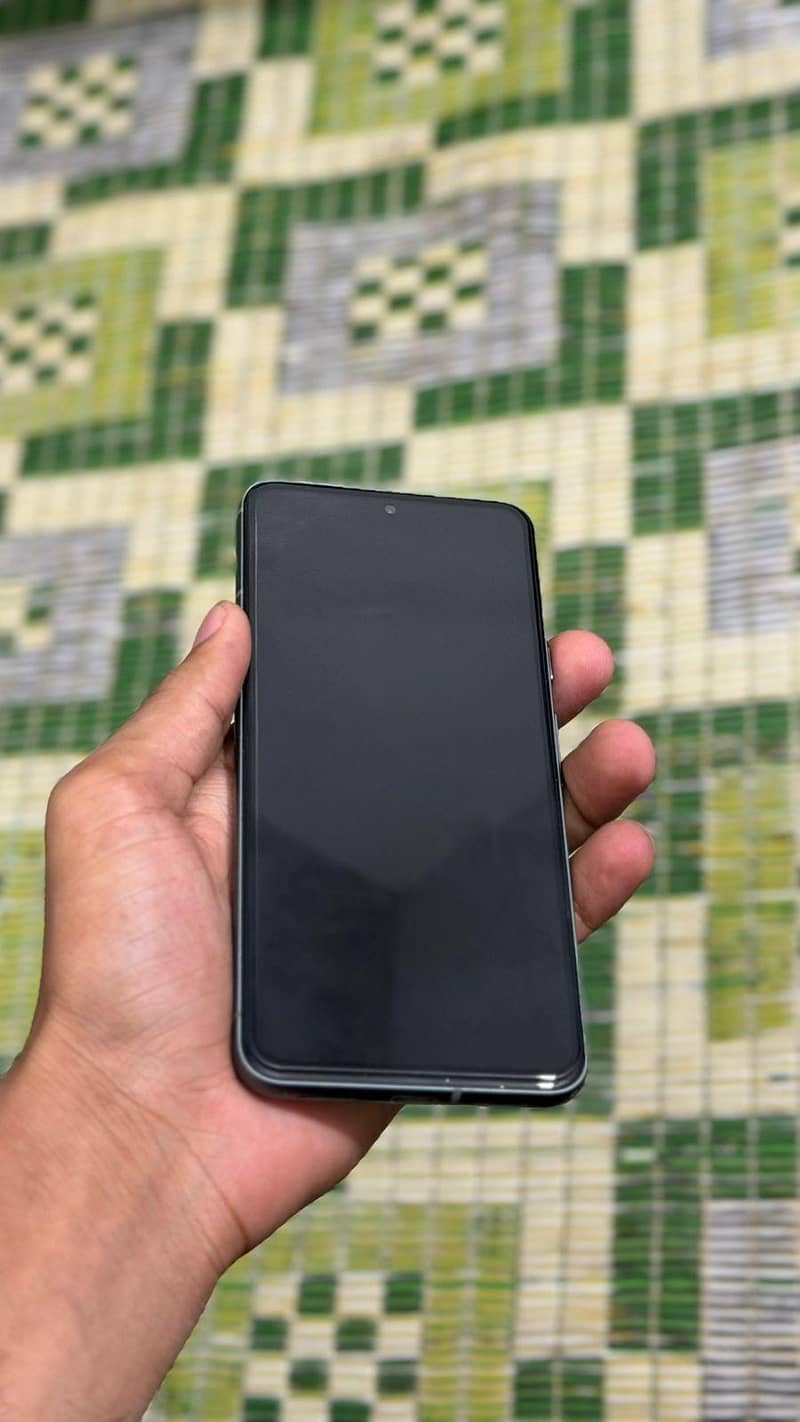 Google Pixel 8 3