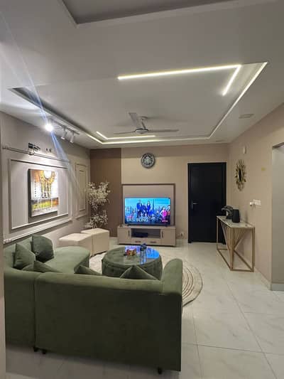 Two bed luxury appartment available on daily basis and monthly