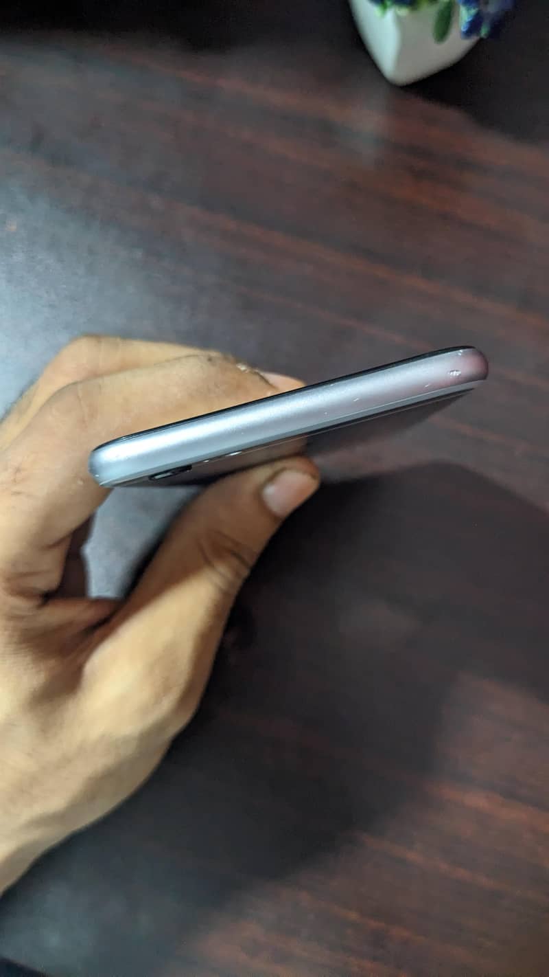 Apple iPhone 6 1