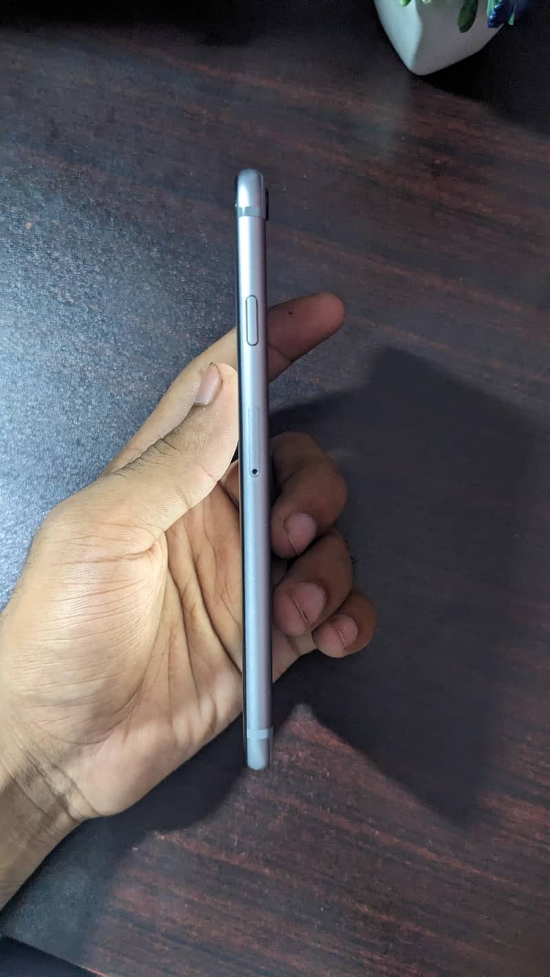 Apple iPhone 6 2