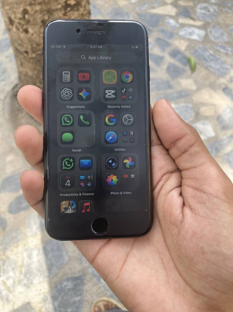 Apple iPhone SE 2 2