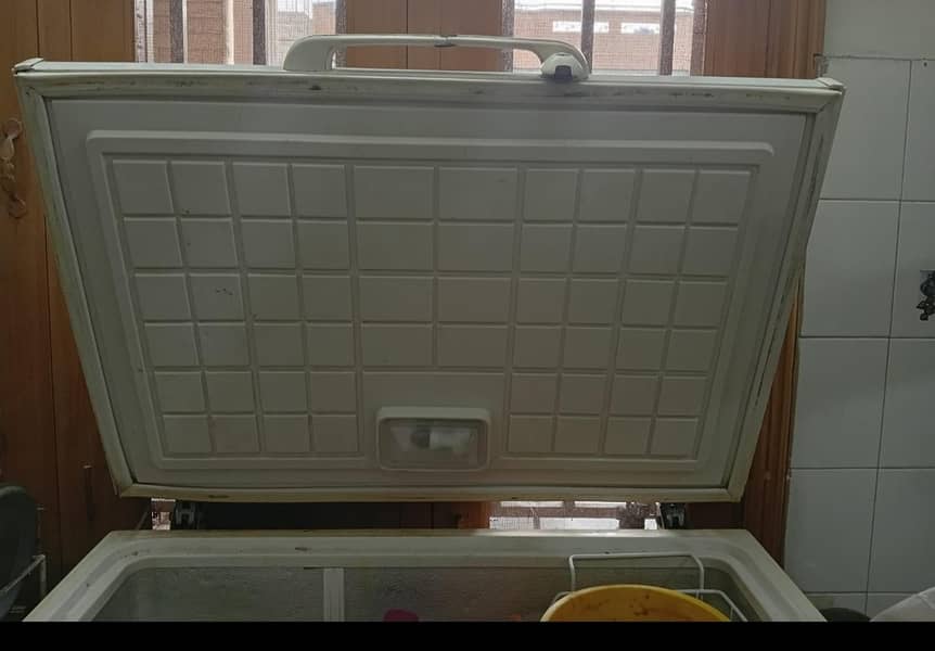Dawlance Deep freezer 1