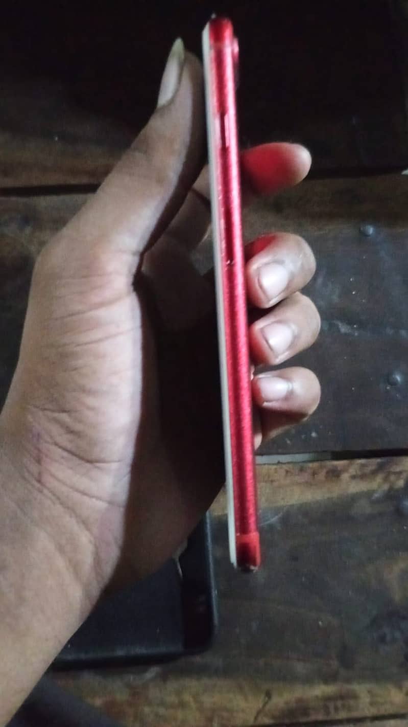 Apple iPhone 7 Plus 2