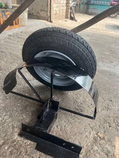 traning wheel new for electric scooty