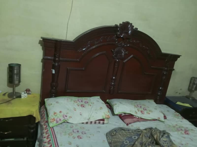 king size bed 3