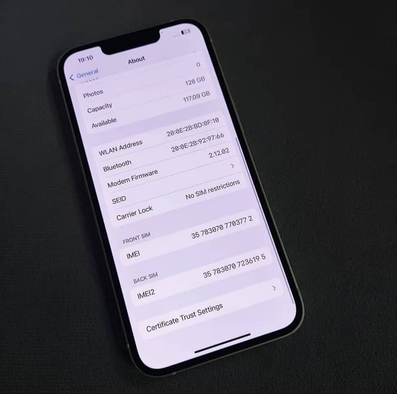Apple iPhone 13 3