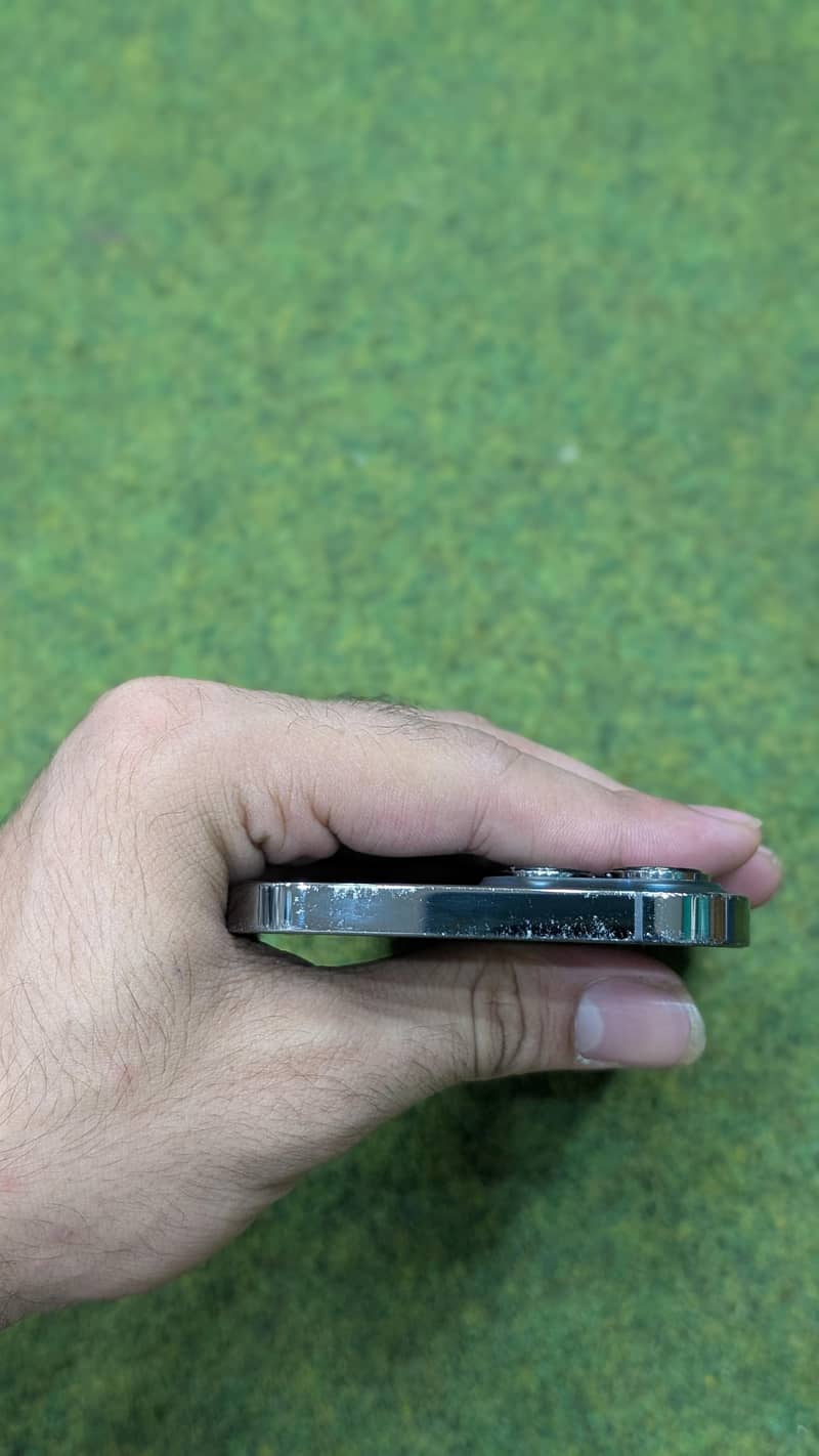 13 Pro Max 256 4