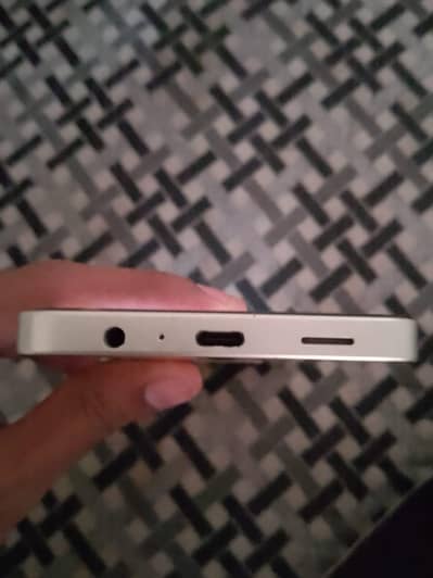 Samsung Mobile A06