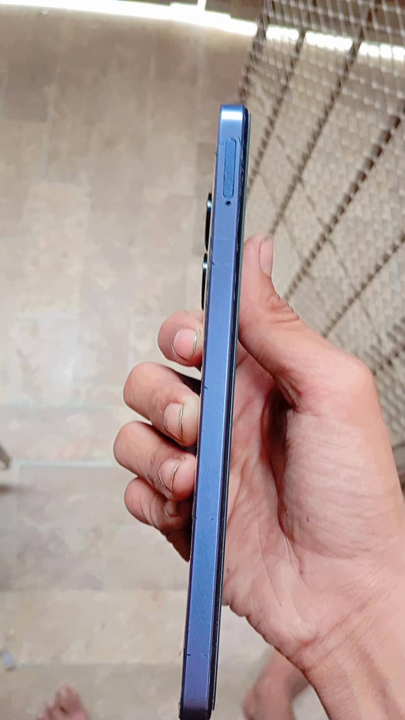 Realme Note 60 5