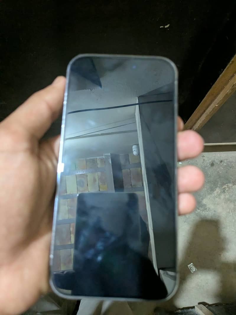 Apple iPhone 14 Pro 3