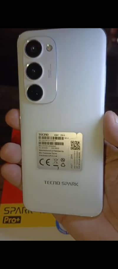 Tecno spark 40 pro plus 256 gb