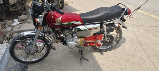 Honda 125s self start