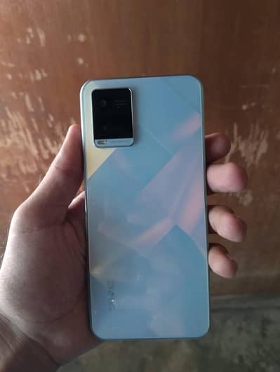 Vivo Y21
