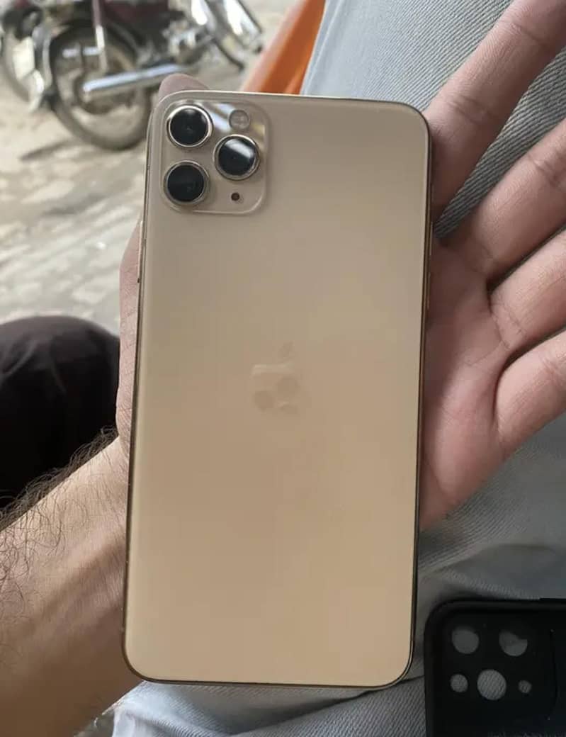 Apple iPhone 11 Pro 2