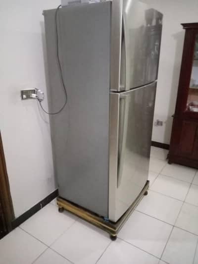 LG Frosting Fridge Jumbo Size