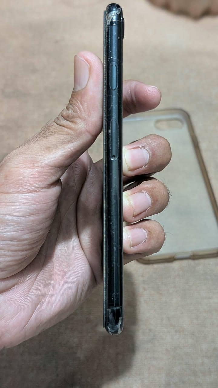 Apple iPhone SE 11