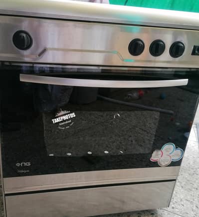 NGS DG-327 Gas oven and cooking range_ excellent working