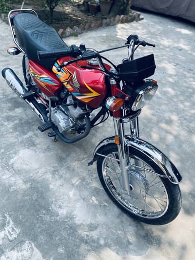 Honda 125, model 2026 purchased in November 2025