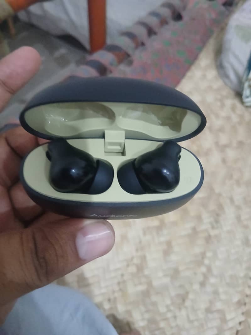 Audionic s680 earbuds 1