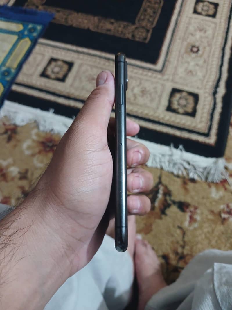 Apple iPhone X 2