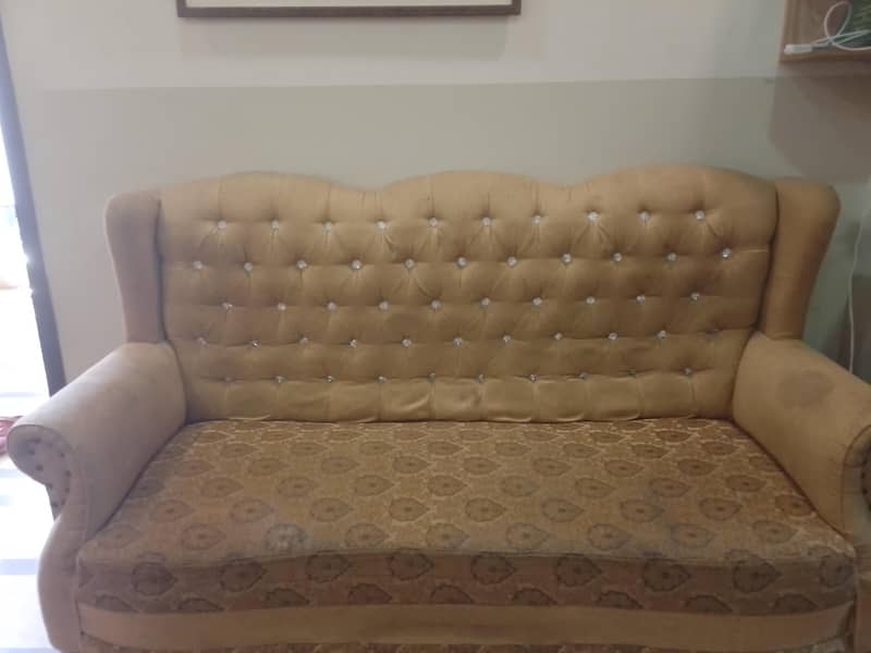 7 seeter sofa set good condition 2
