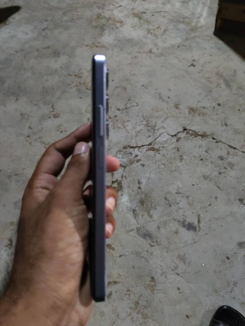 Realme C65 3