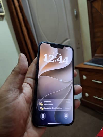 Apple iPhone 13 jv